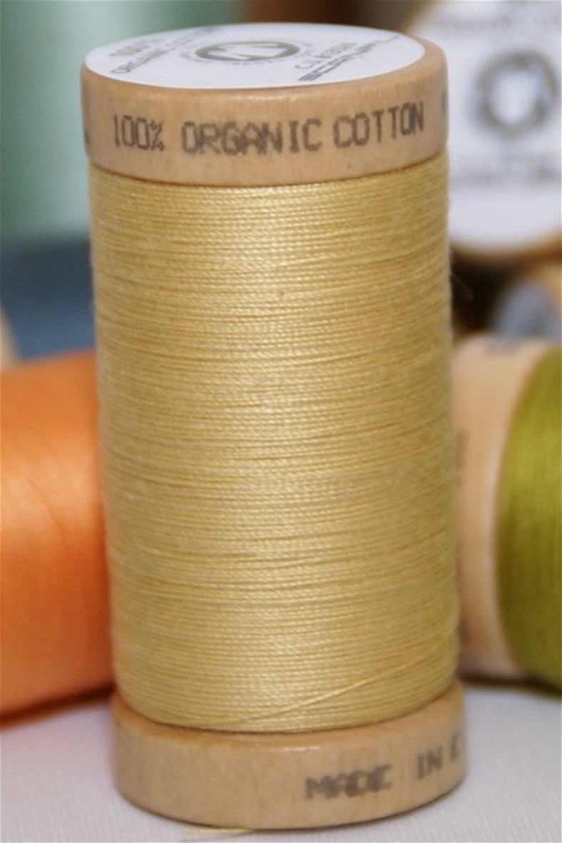 Spool organic sewing thread (100 meter) 4802