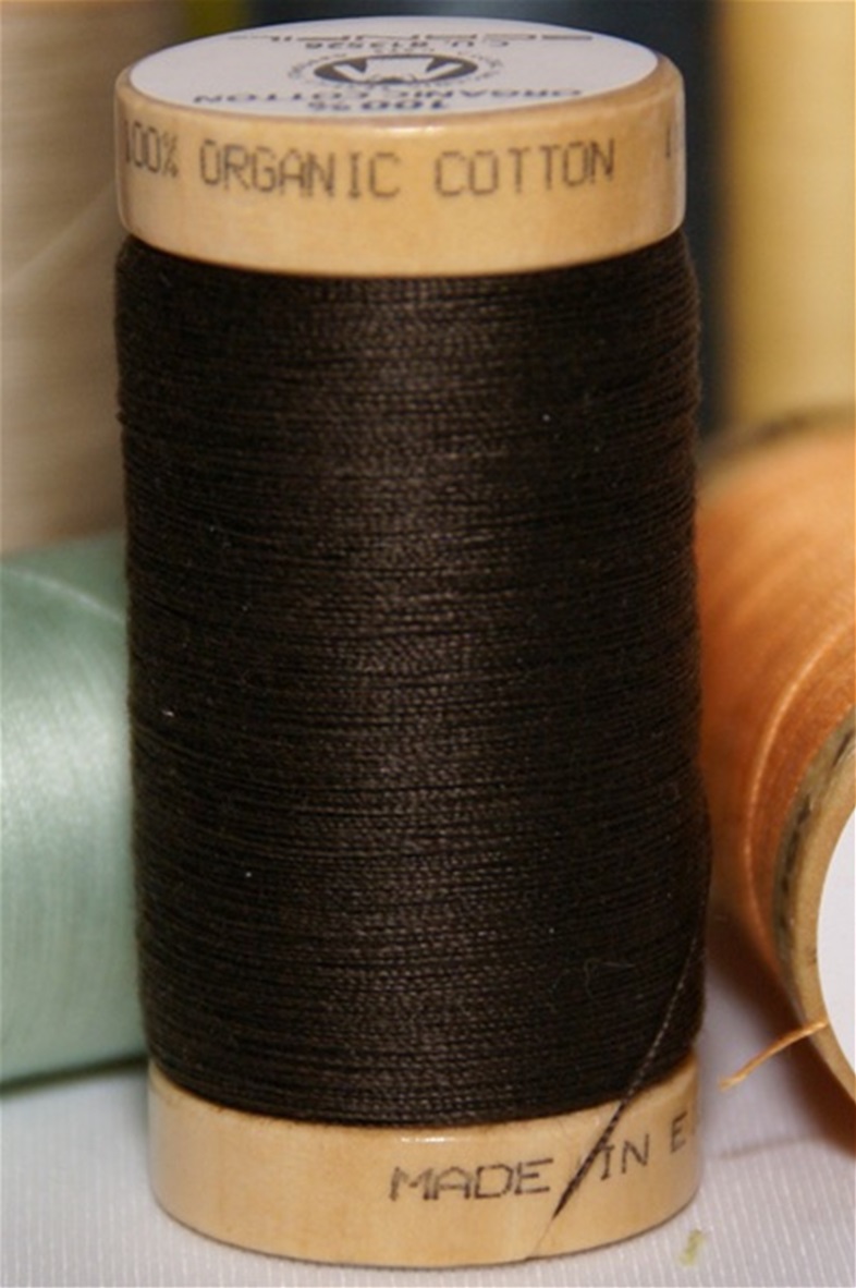 Spool organic sewing thread (100 meter) 4830