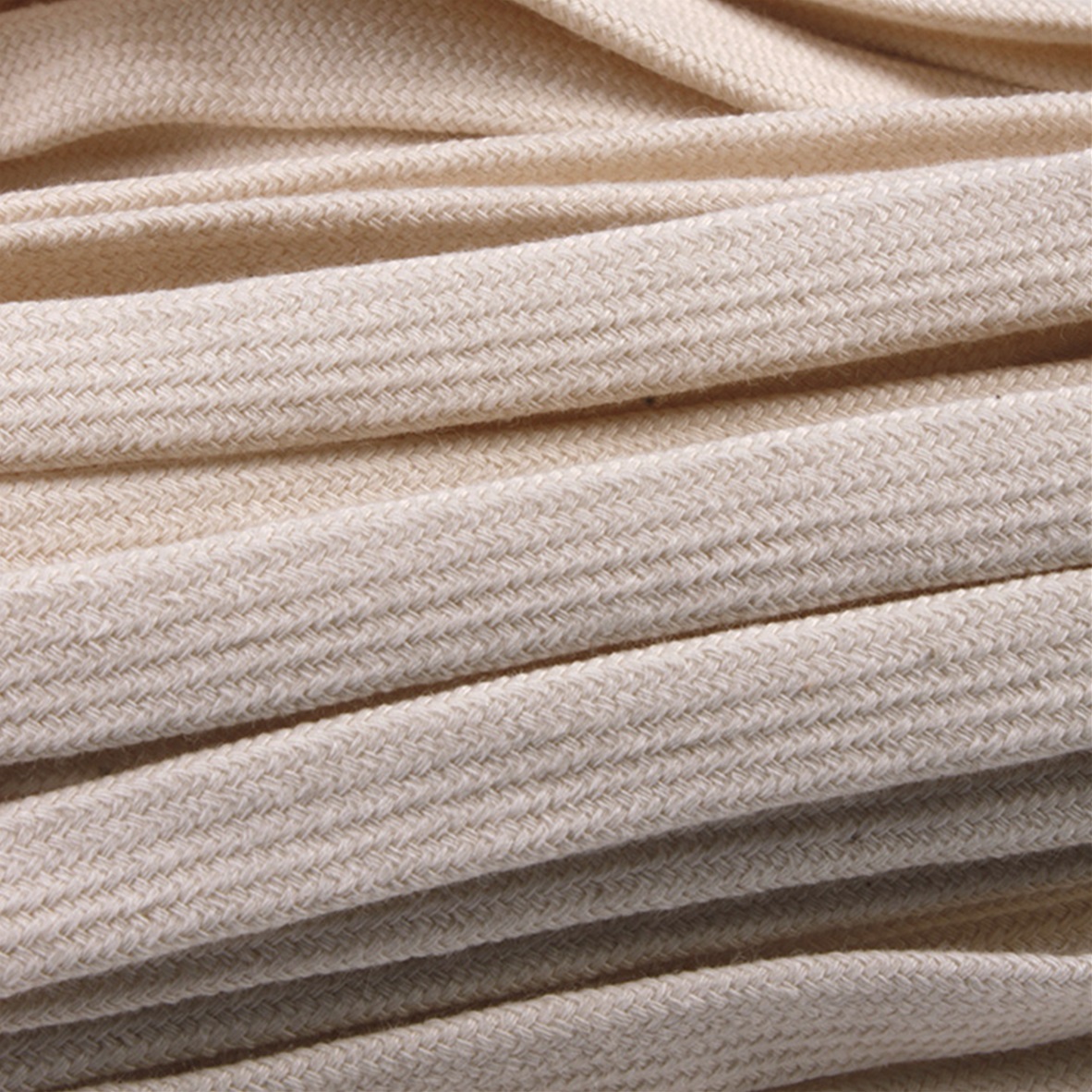 Flat cord 10 mm Ecru