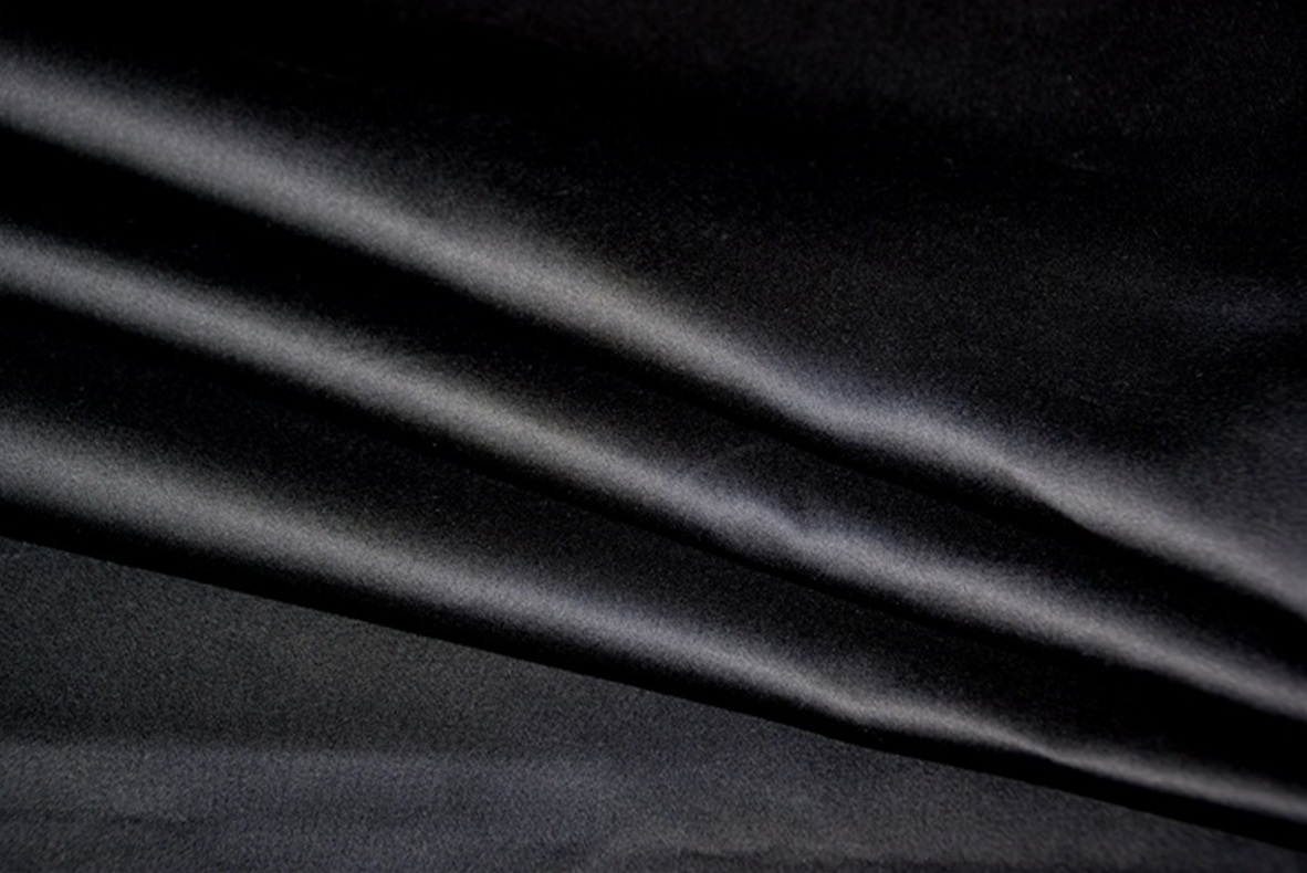 Black katoensatijn (breedte 162 cm) 