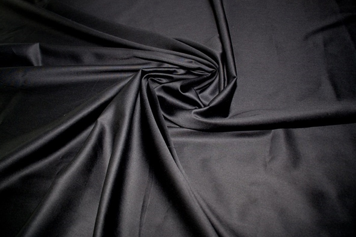 Black katoensatijn (breedte 162 cm) 