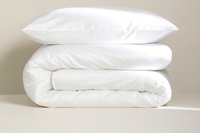 White duvet cover sateen