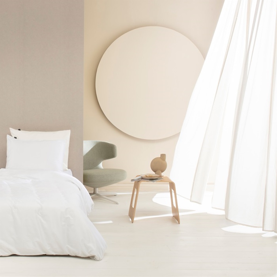 White topper fitted sheet (thin mattress) sateen (SALE) 