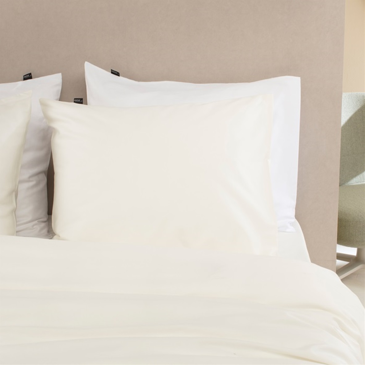 Ivory dekbedovertrek satijn 