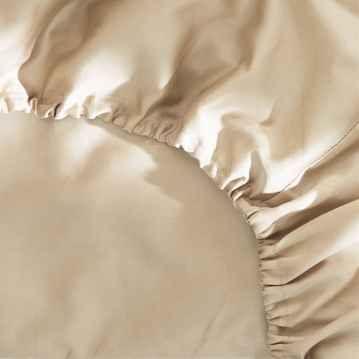 Taupe topper hoeslaken (dun matras) satijn 