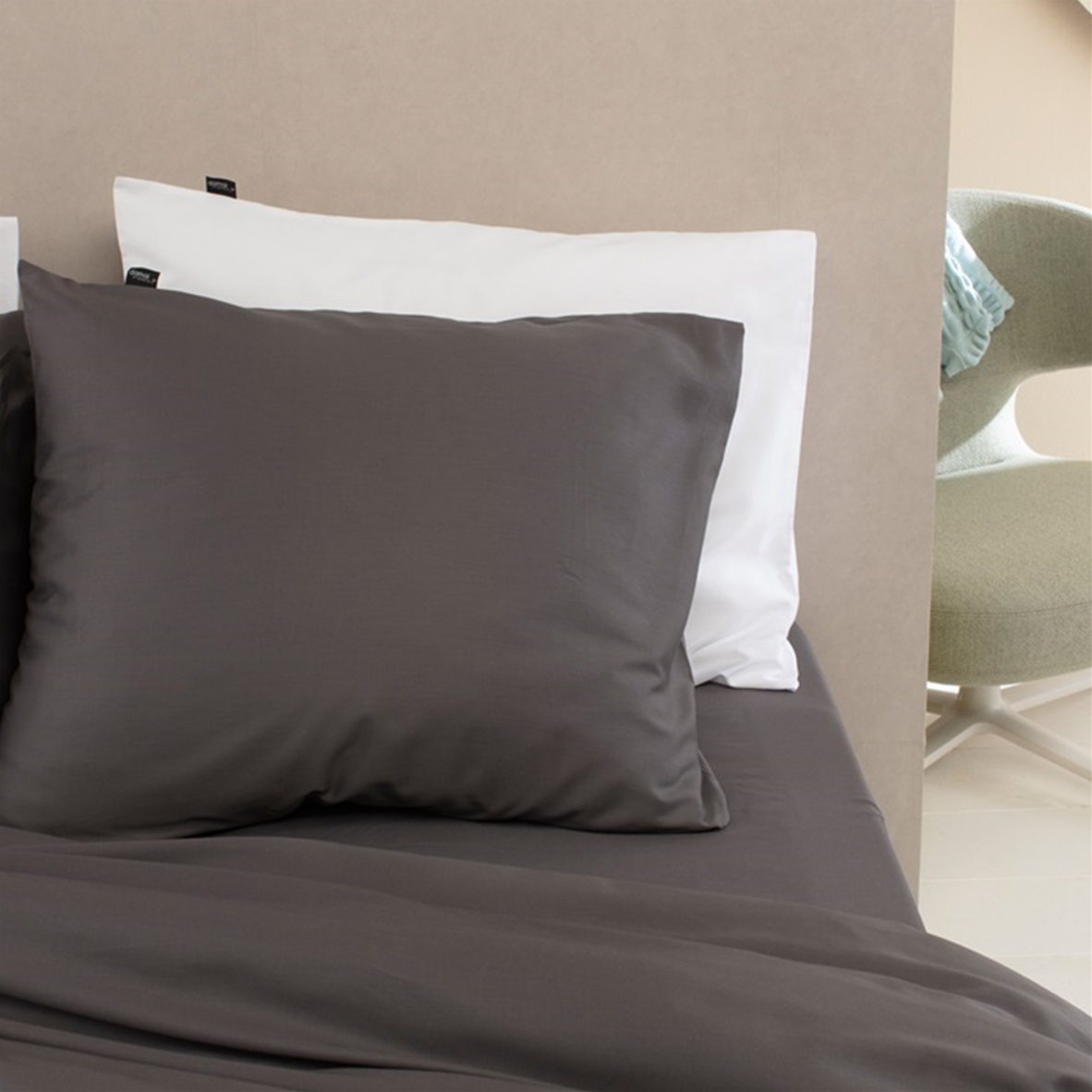 Anthracite topper fitted sheet (thin mattress) sateen 