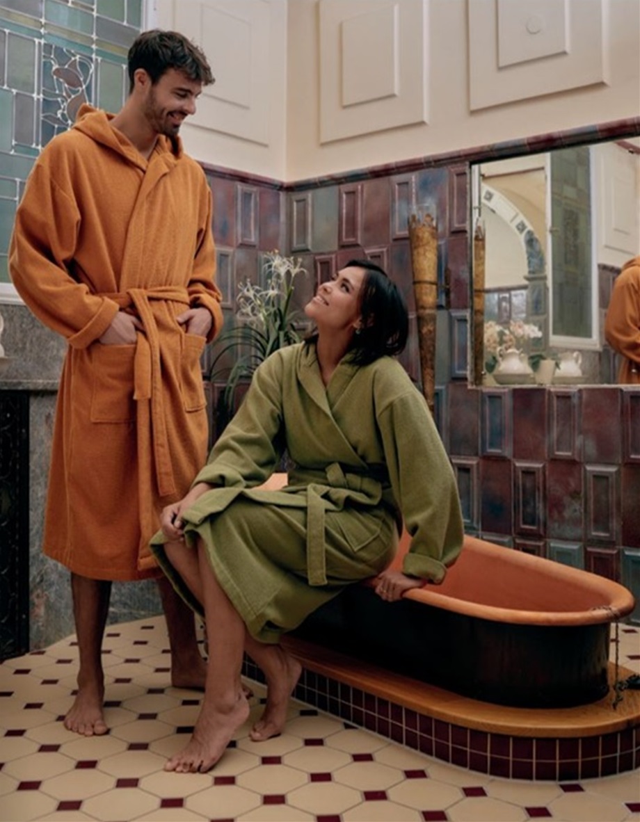 Khaki bathrobe with hood 