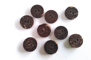Picture of Coconut buttons 20mm with decoration