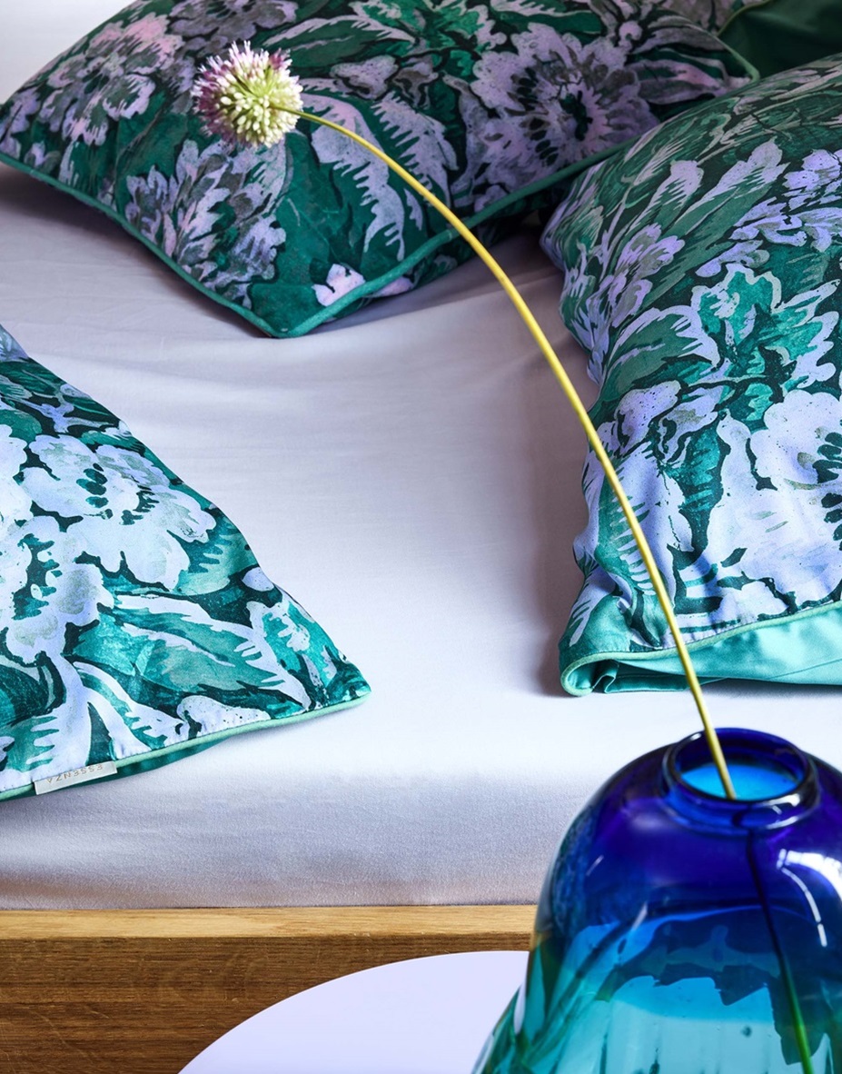 Yfke Easy Green duvet cover sateen 